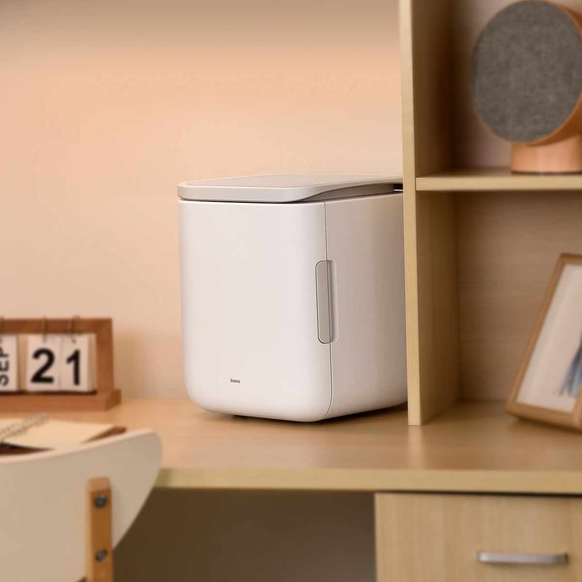 Baseus Igloo Mini Fridge | 6L Cooler and Warmer 220V CN